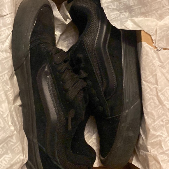 Worn twice I just don’t want them anymore - Picture 1 of 2